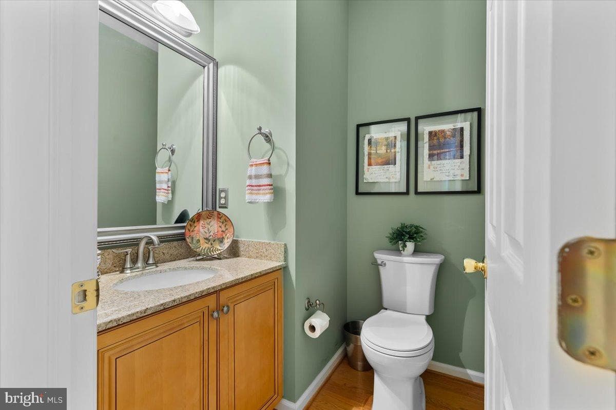 111 Brookline Court photo 35
