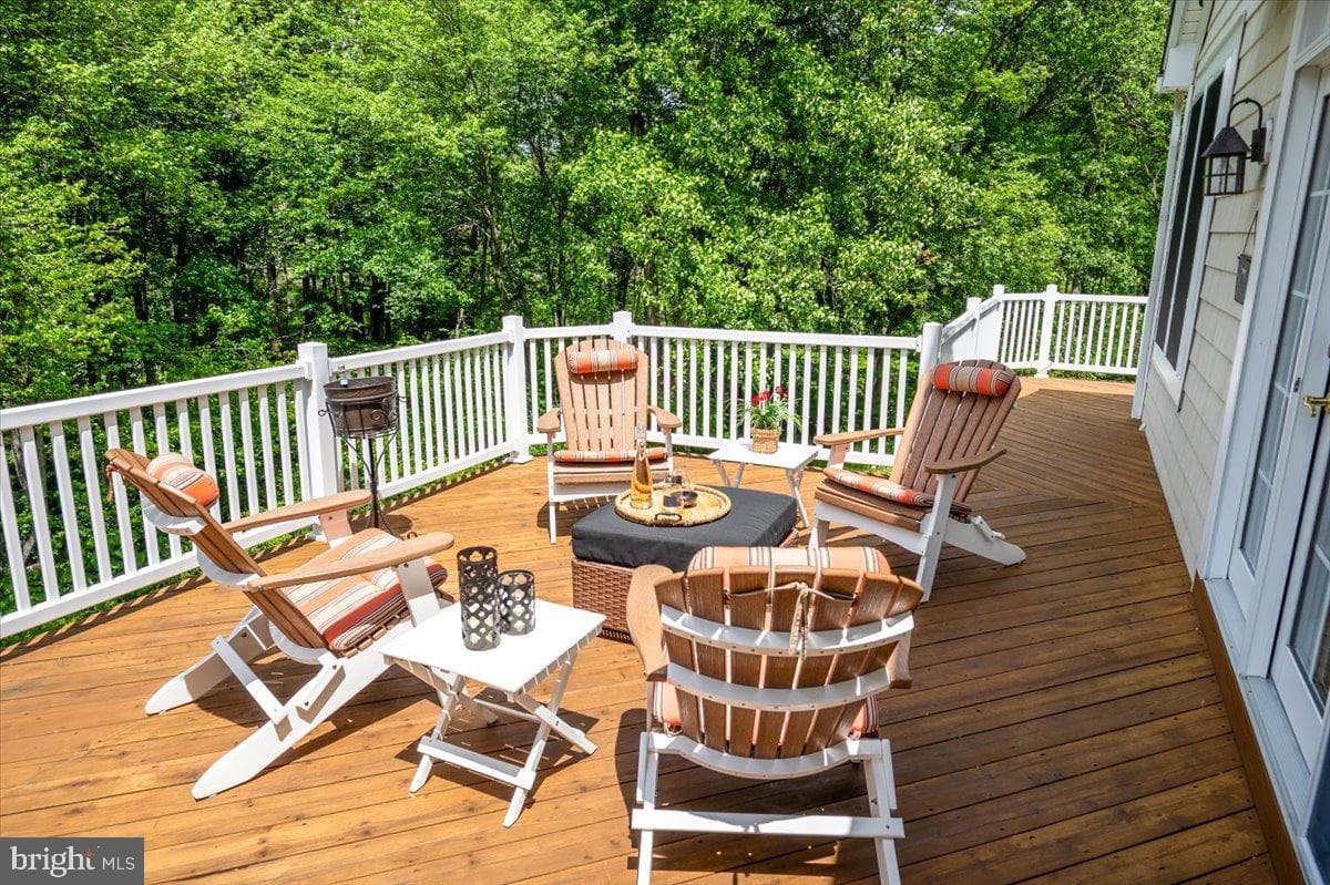 111 Brookline Court photo 37