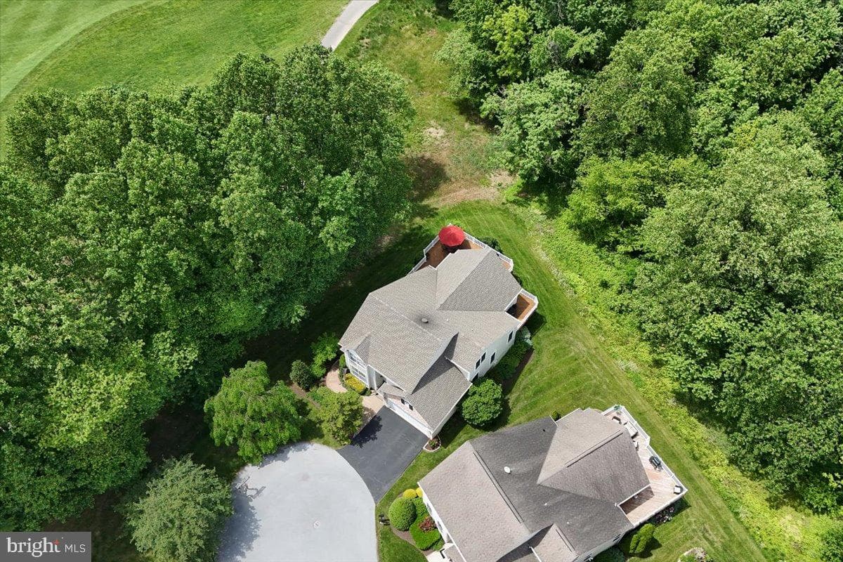 111 Brookline Court photo 40