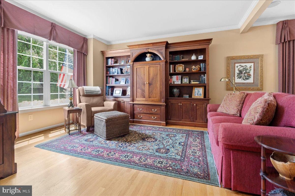 111 Brookline Court photo 5