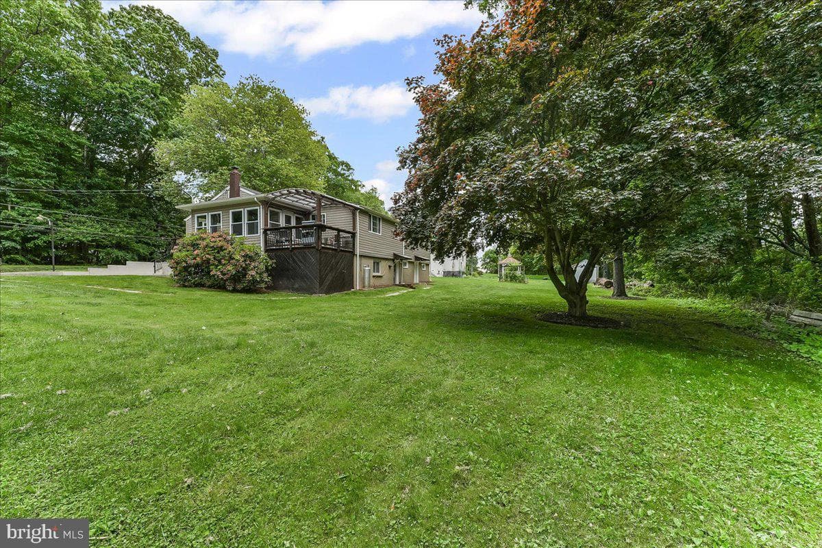320 Lees Bridge photo 7