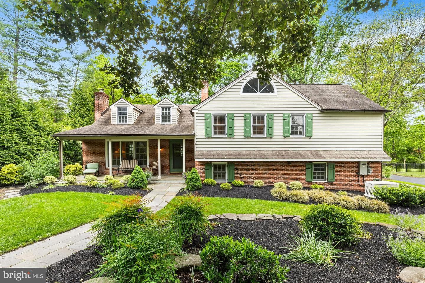 410 Heatherwood Lane photo 1