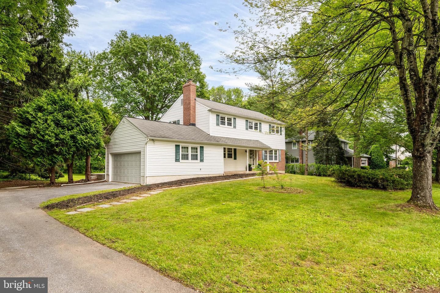713 Red Maple Drive photo 1