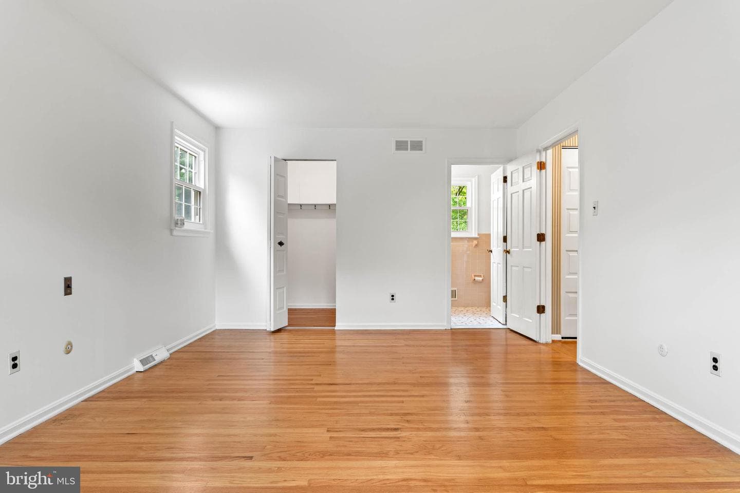 713 Red Maple Drive photo 18