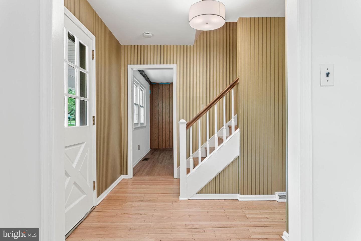 713 Red Maple Drive photo 5