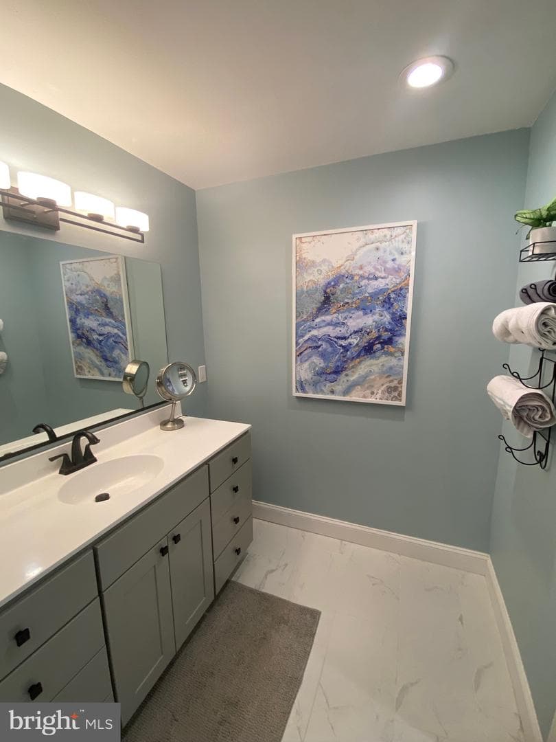 412 Lynetree Drive #13-A photo 17