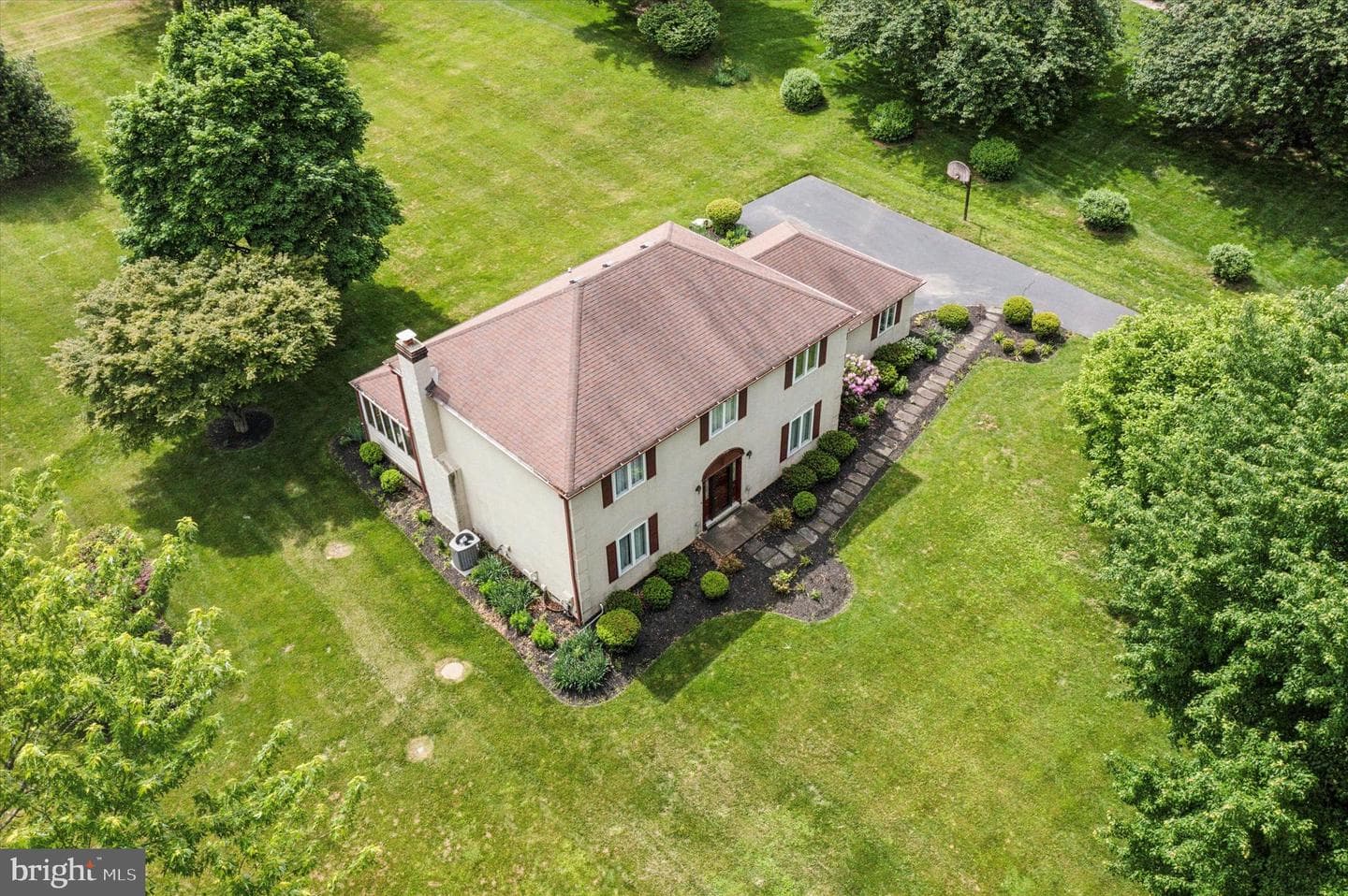 1058 Stable Lane photo 32