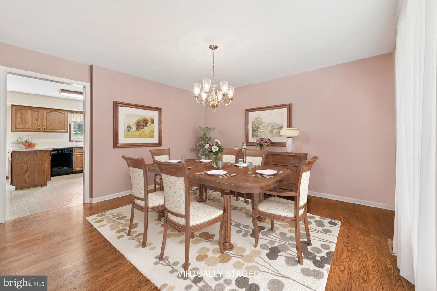 1058 Stable Lane photo 8