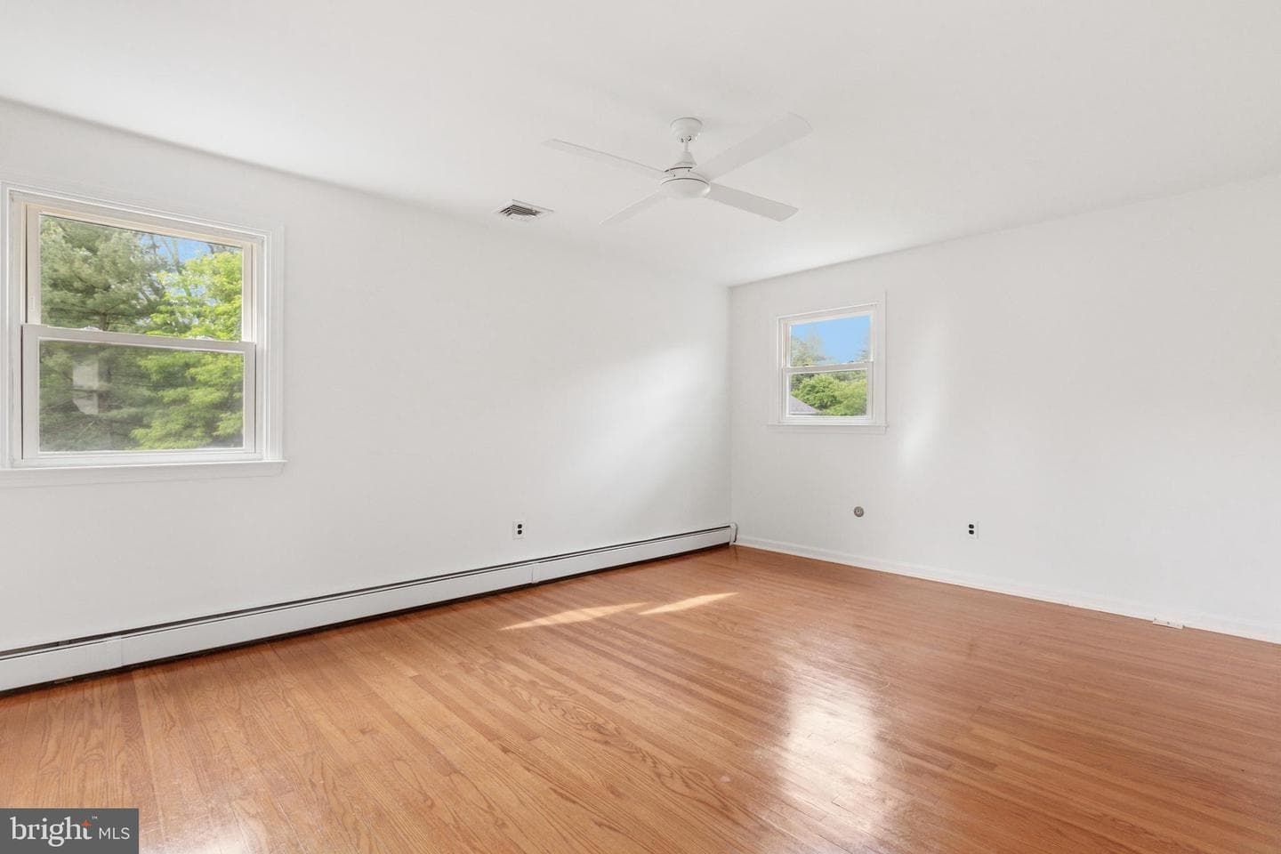 936 Linda Vista Drive photo 13