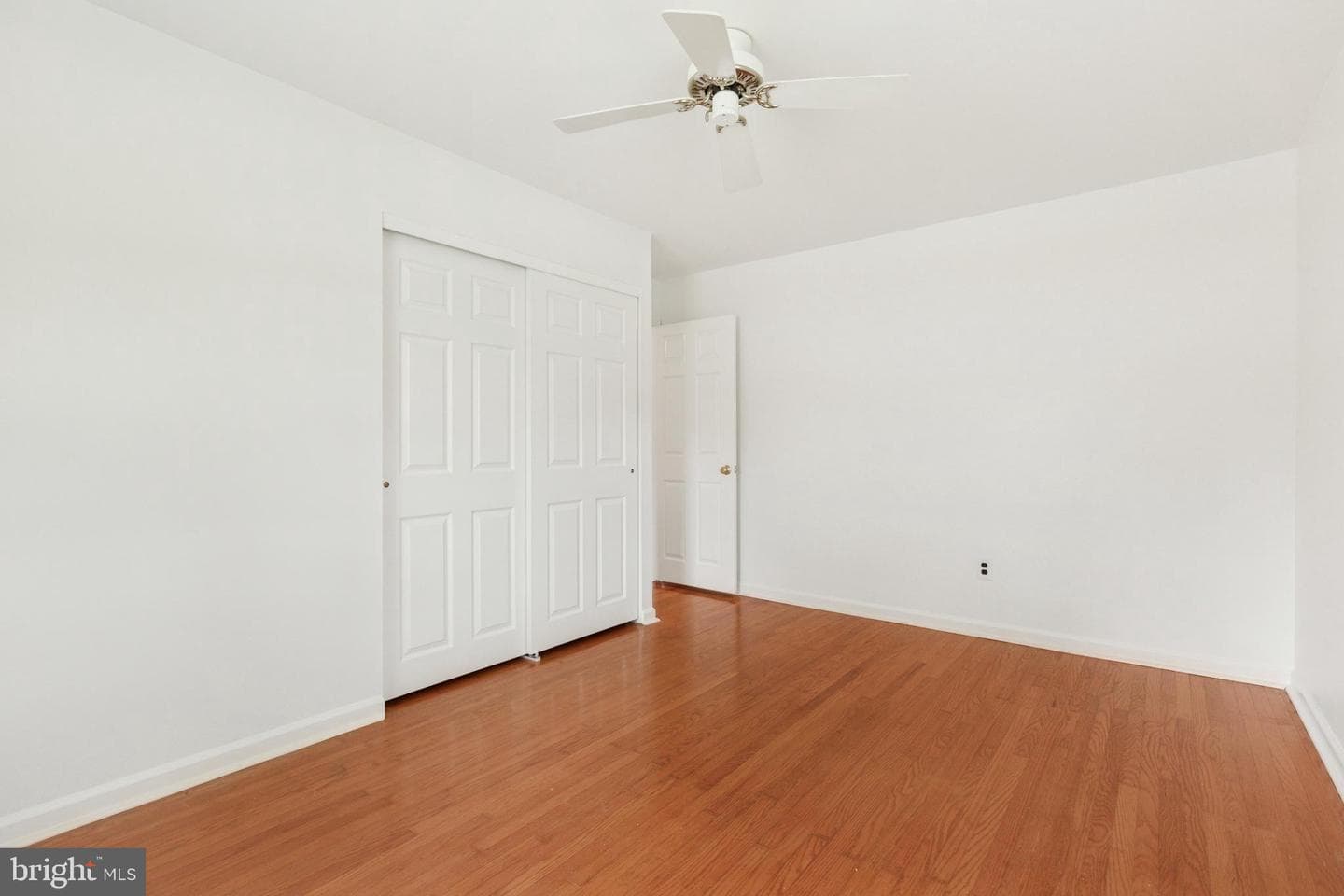 936 Linda Vista Drive photo 17