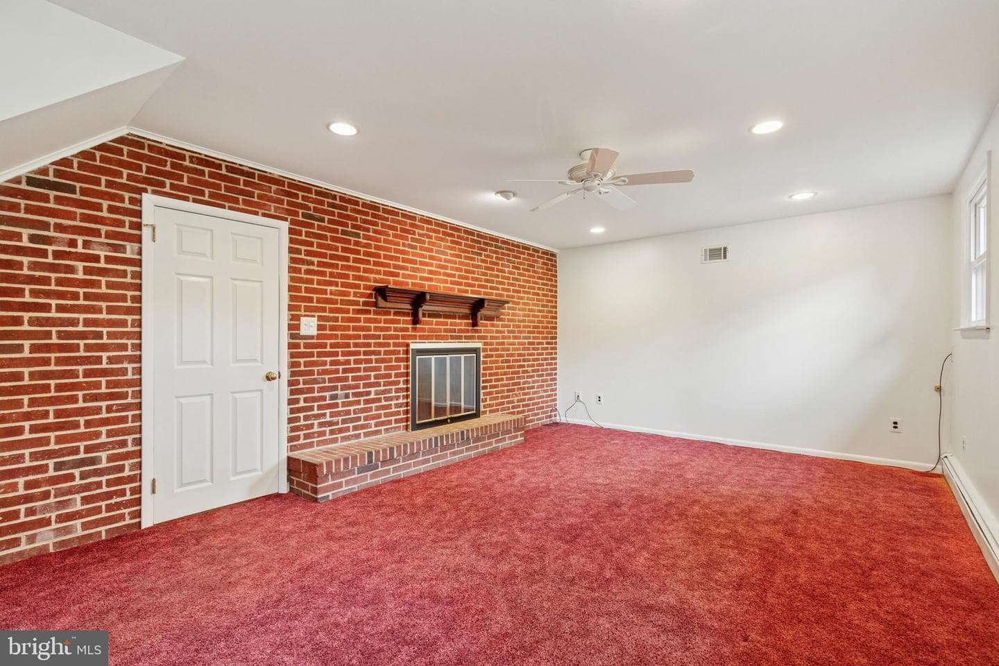 936 Linda Vista Drive photo 24
