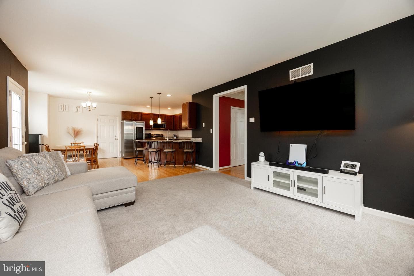 3237 Walnut Street photo 9