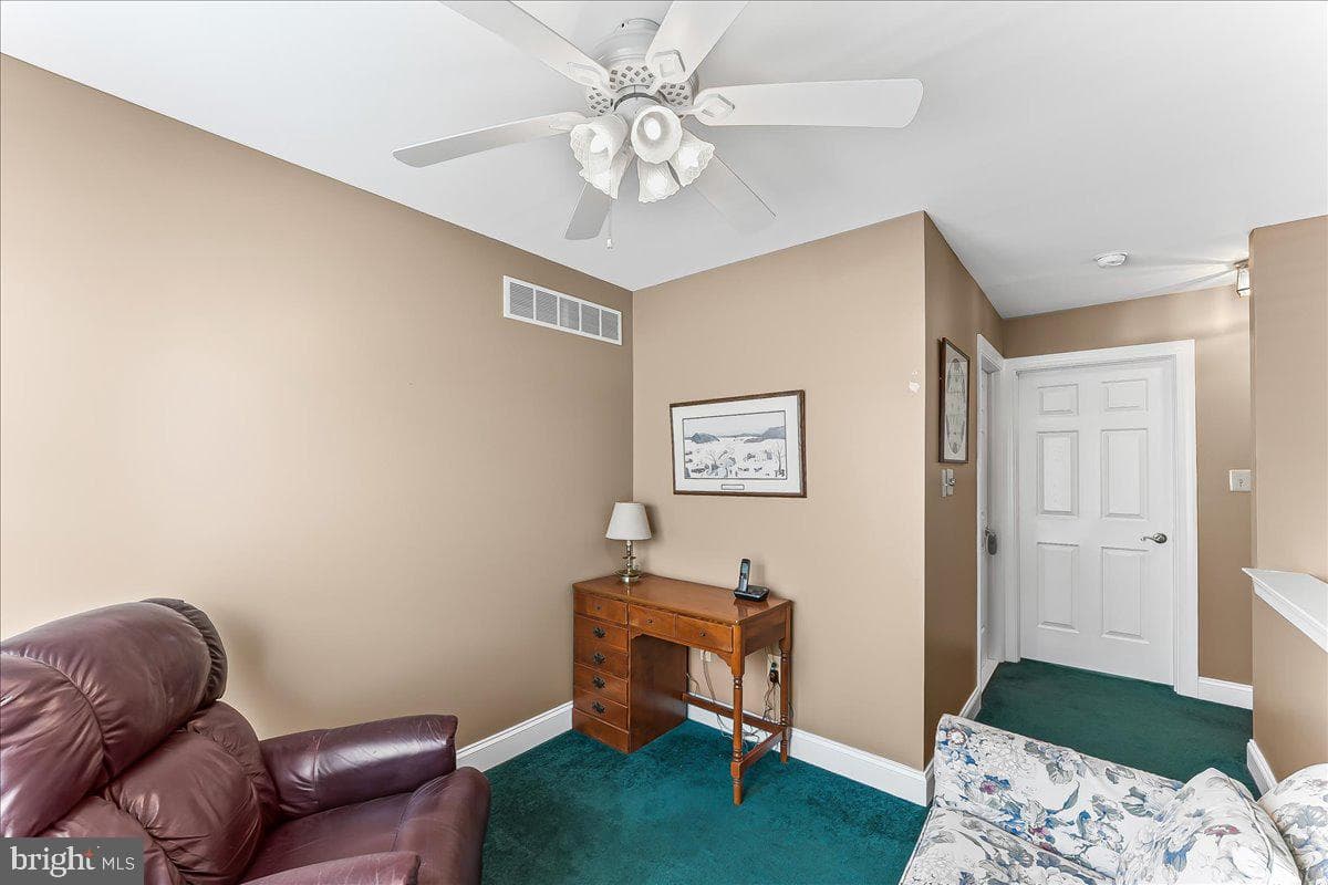 604 Rose Tree Lane photo 24