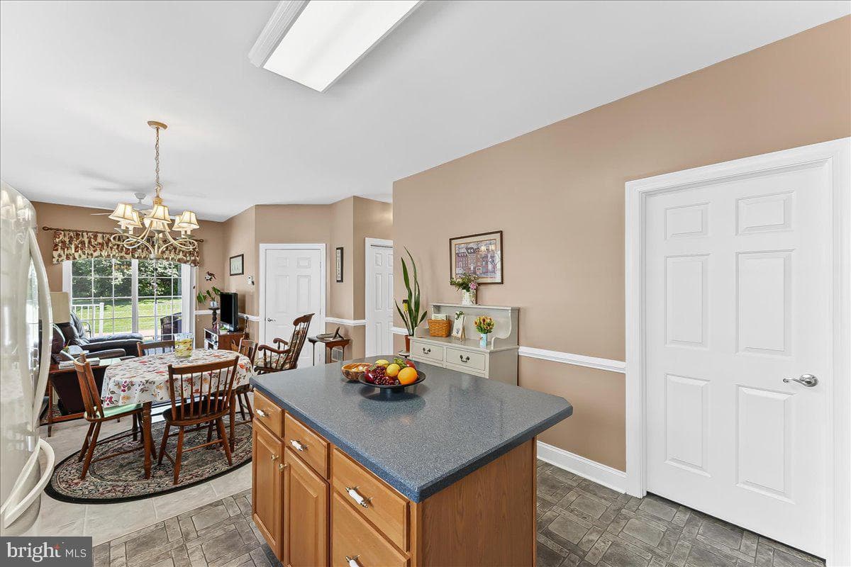 604 Rose Tree Lane photo 7