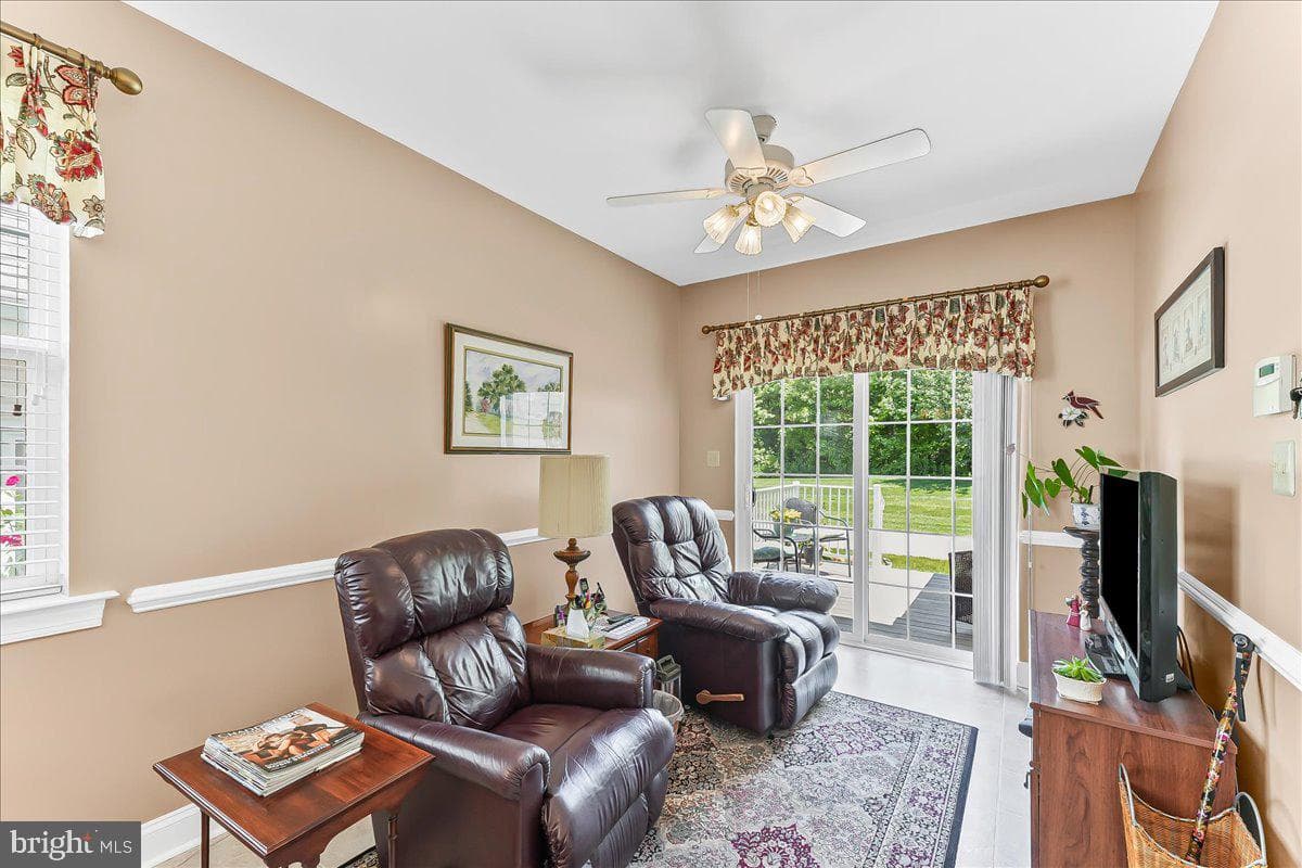 604 Rose Tree Lane photo 9