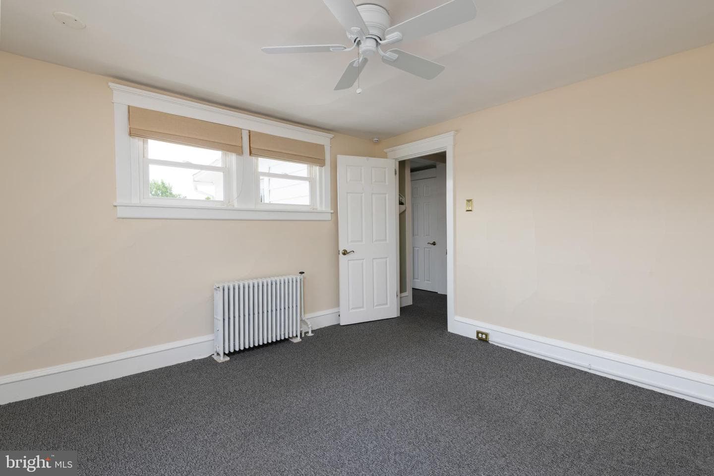 516 E Lancaster Avenue photo 27