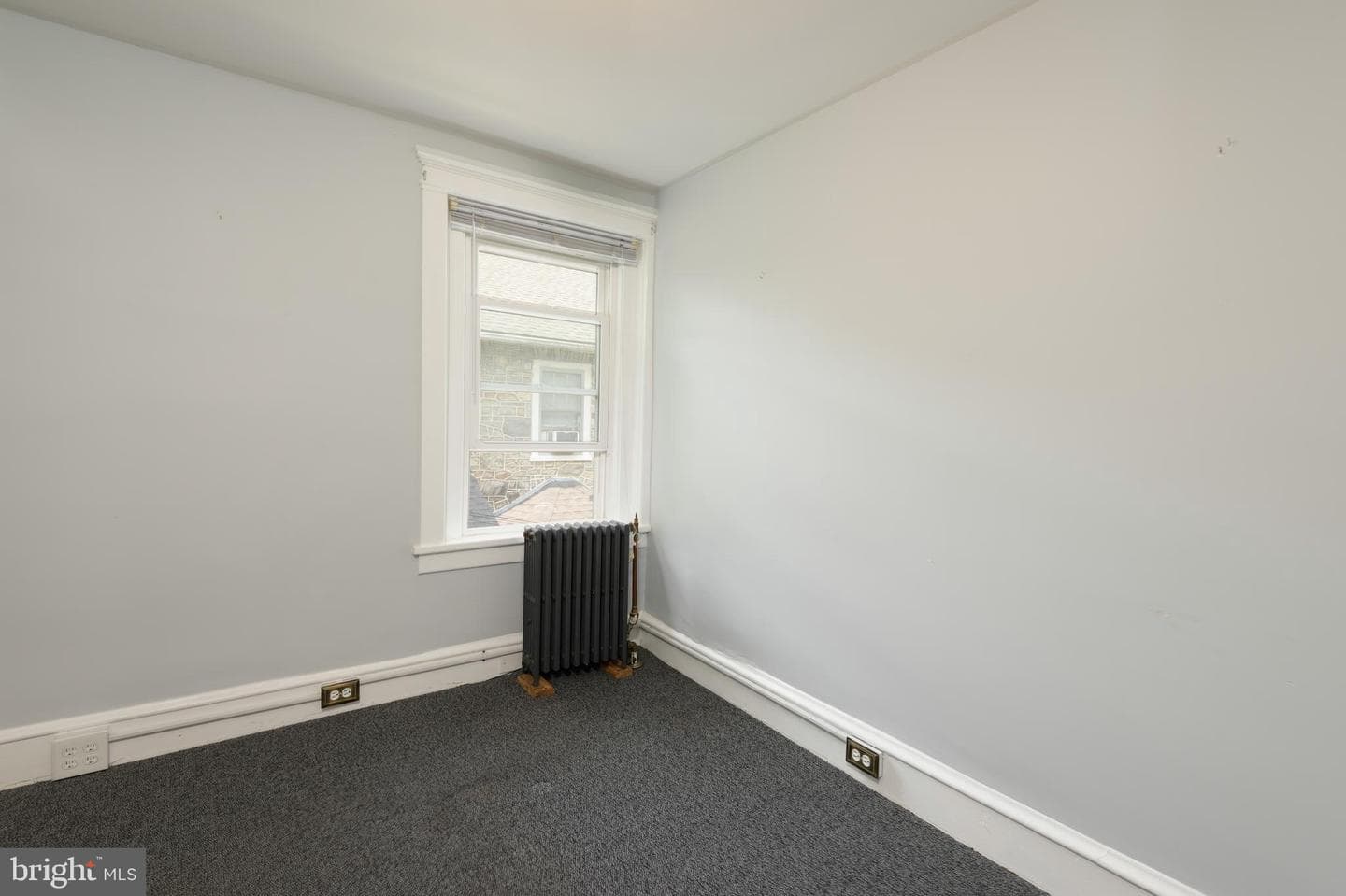 516 E Lancaster Avenue photo 28