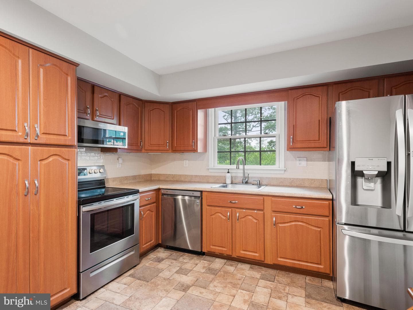 1401 Glenside Road photo 10