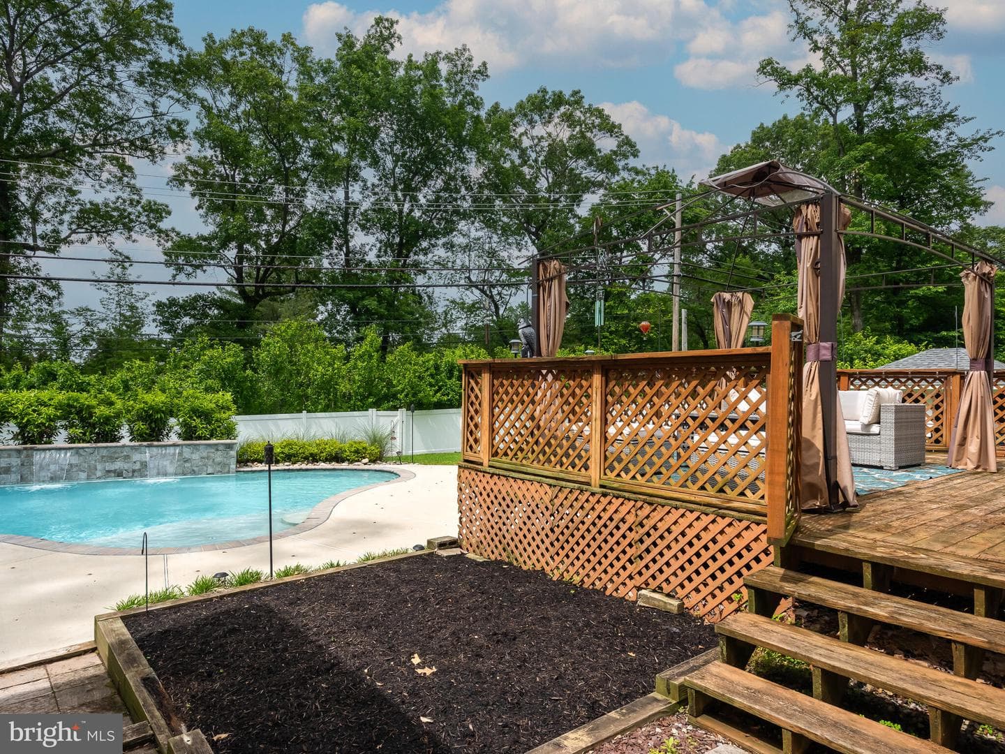 1401 Glenside Road photo 27