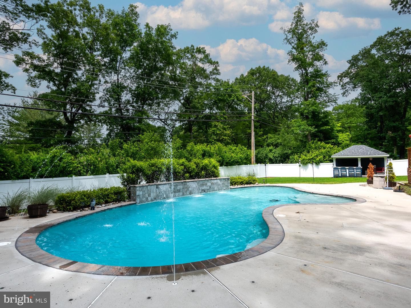 1401 Glenside Road photo 29