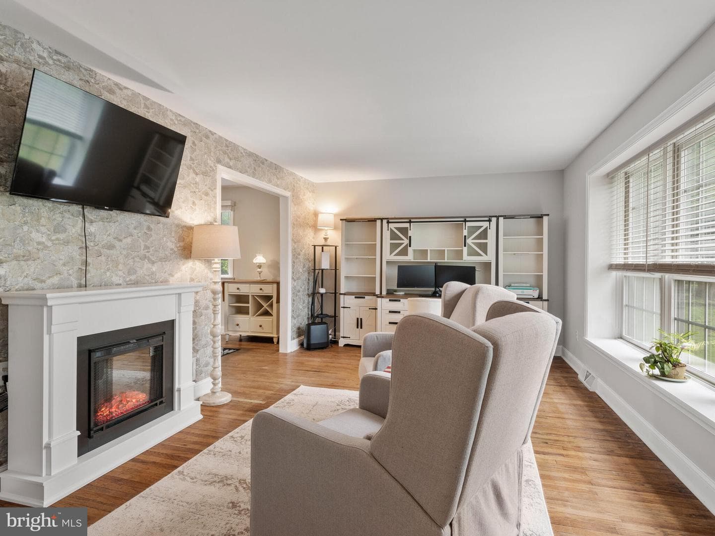 1401 Glenside Road photo 3