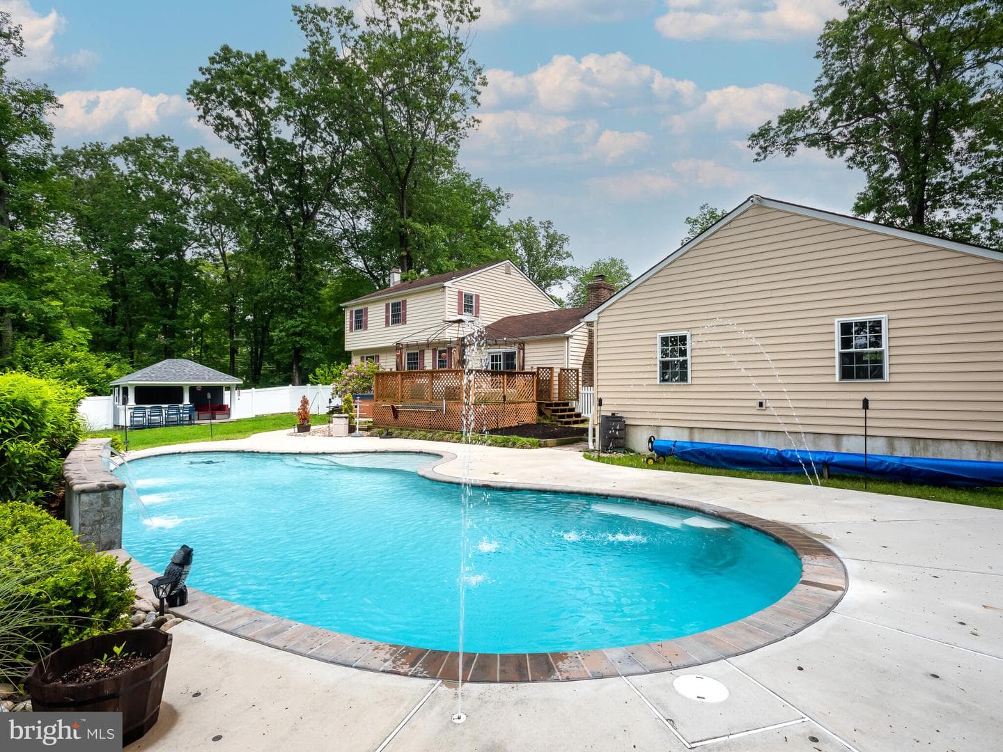 1401 Glenside Road photo 30