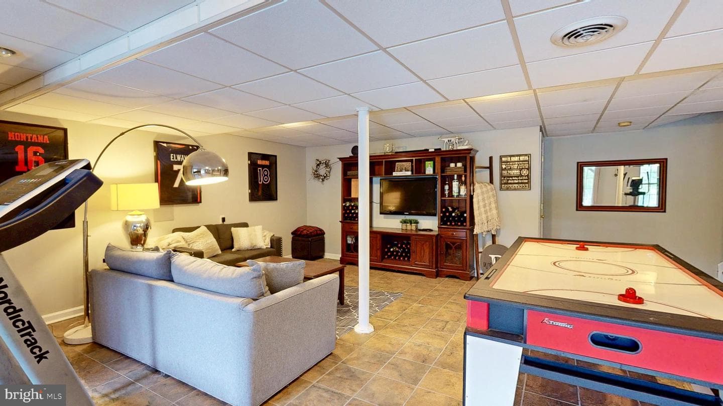 206 John Stevens Dr photo 34