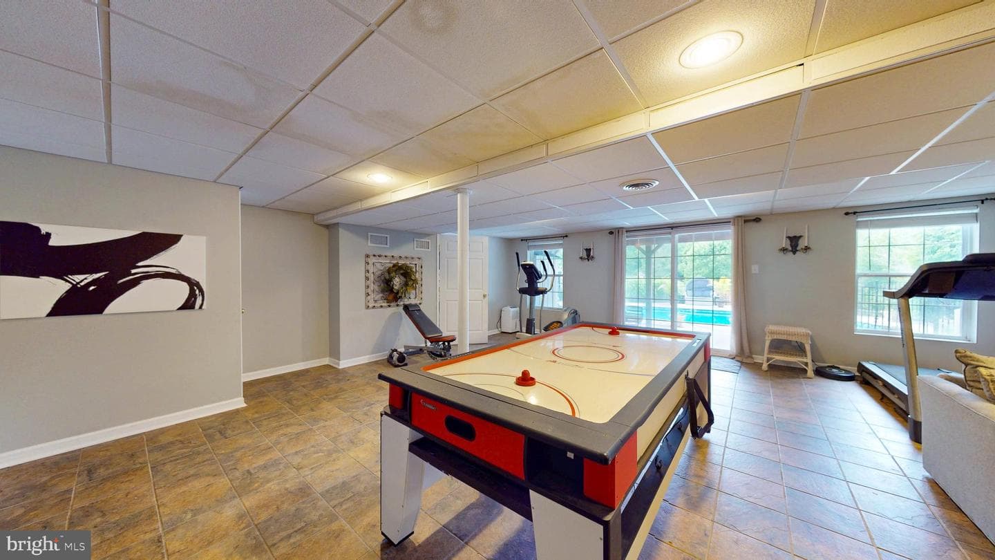 206 John Stevens Dr photo 35