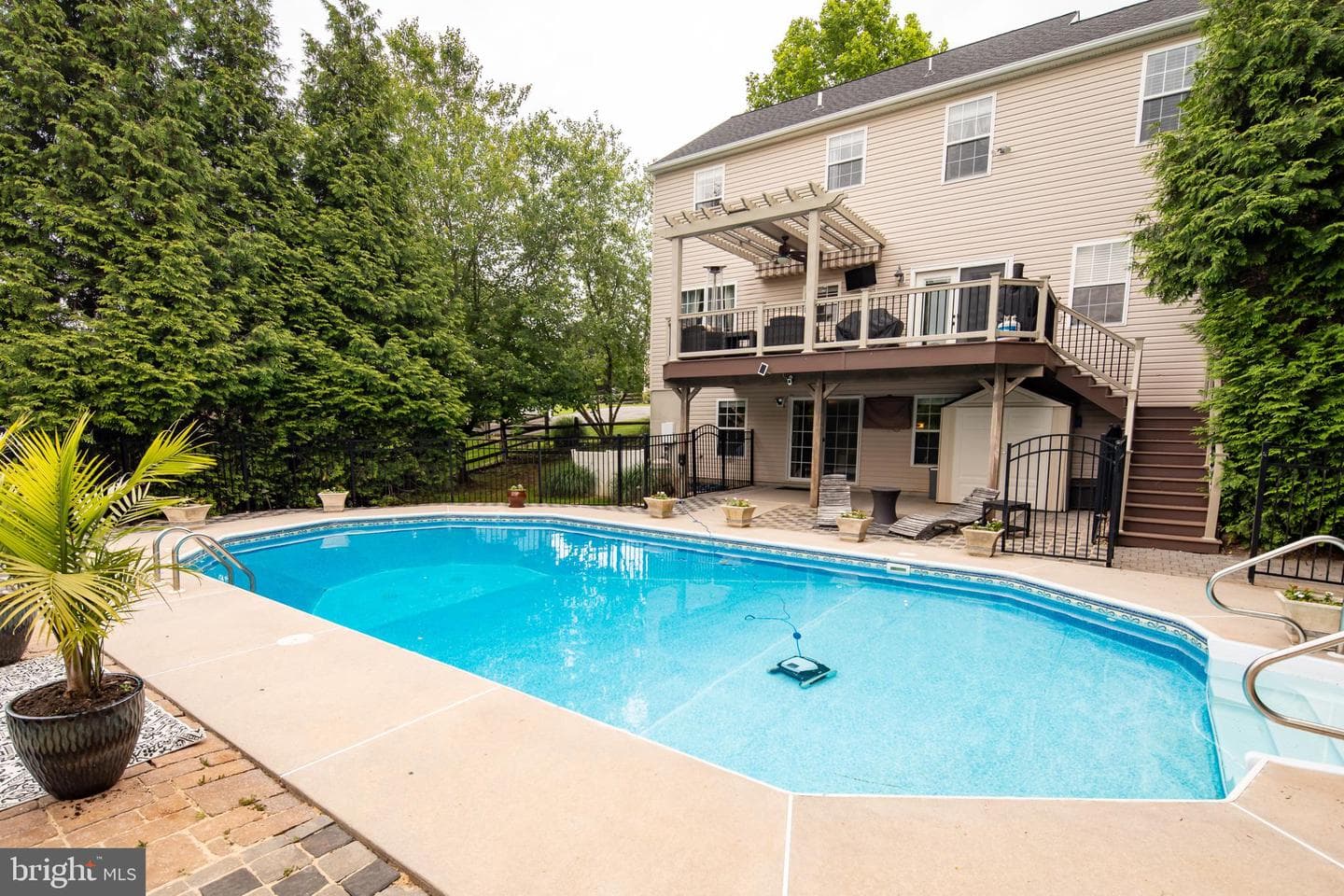 206 John Stevens Dr photo 42