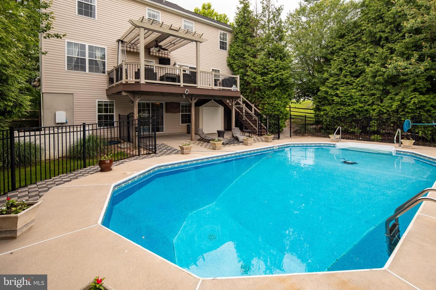 206 John Stevens Dr photo 43
