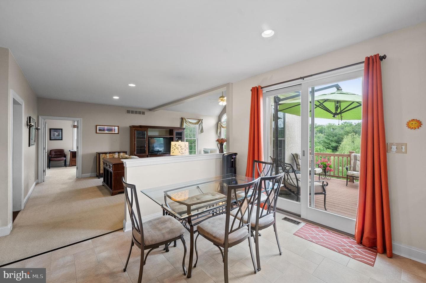 22 Gregory Lane photo 16