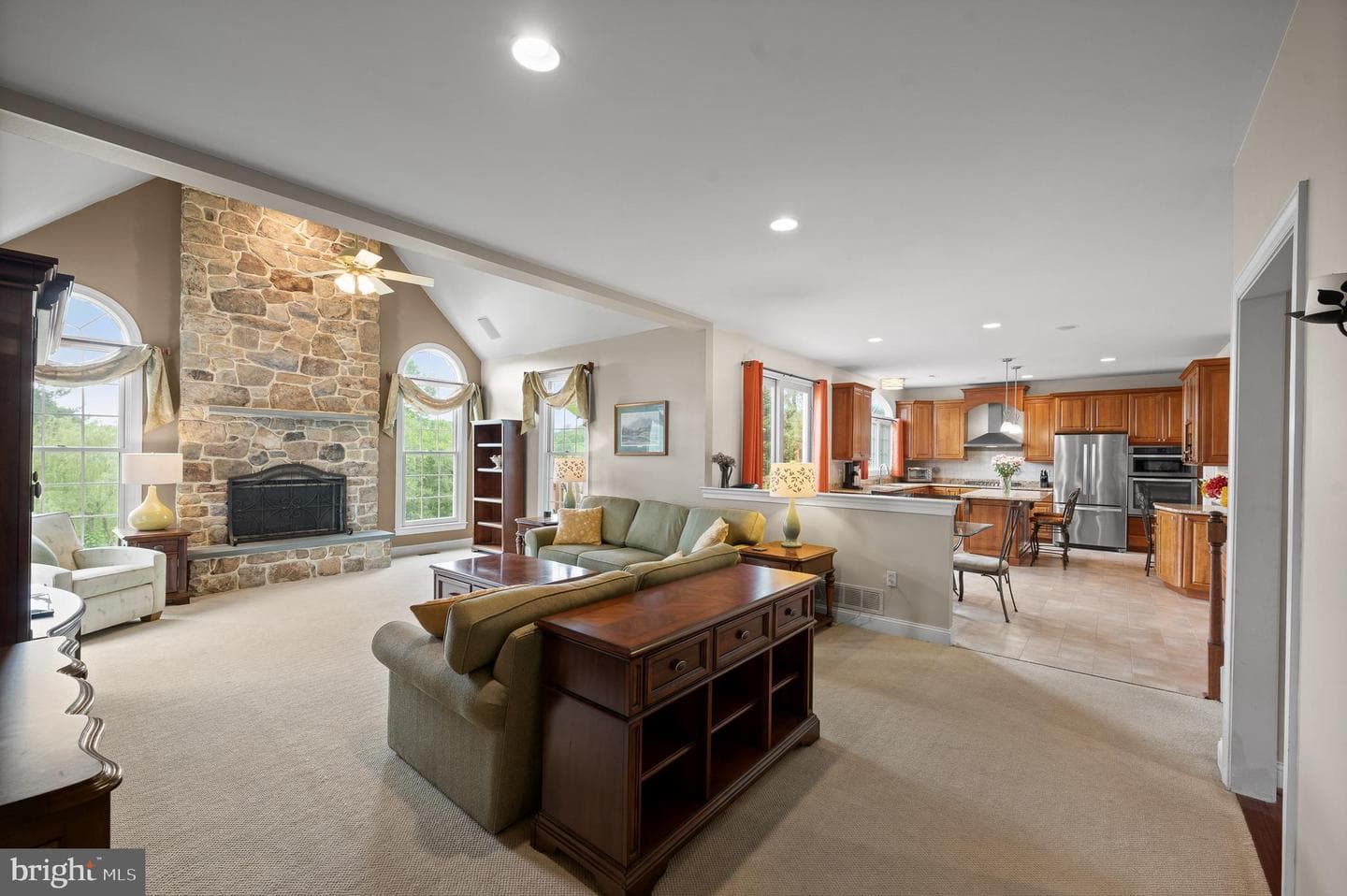 22 Gregory Lane photo 20