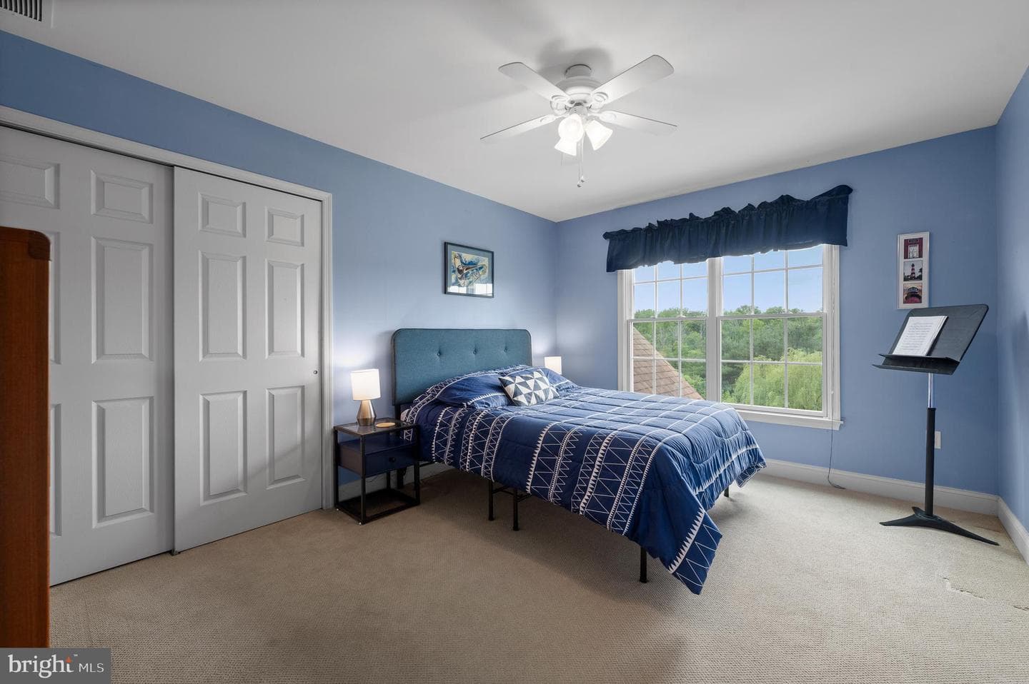 22 Gregory Lane photo 37