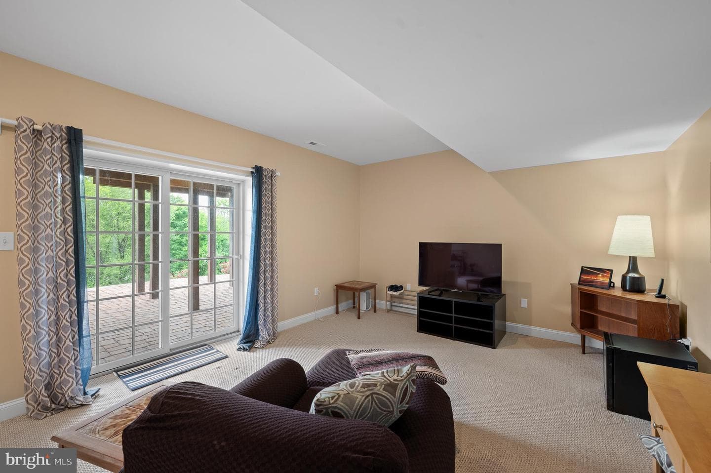 22 Gregory Lane photo 51