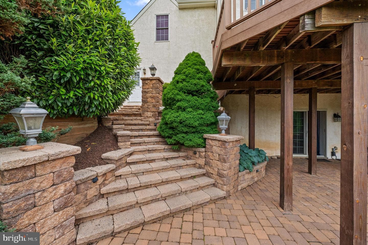 22 Gregory Lane photo 52