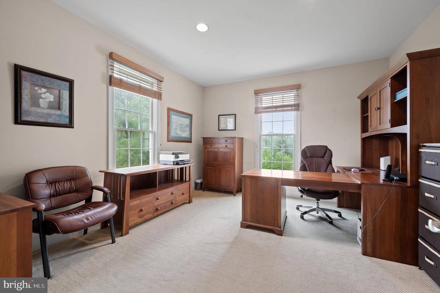 22 Gregory Lane photo 8
