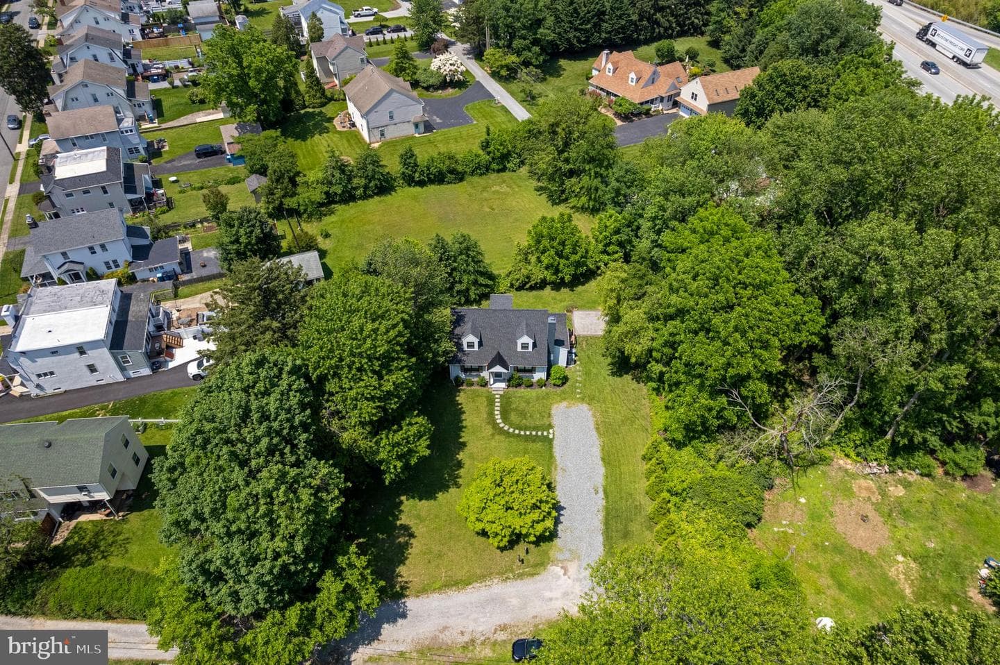 917 West Chester Pike photo 6