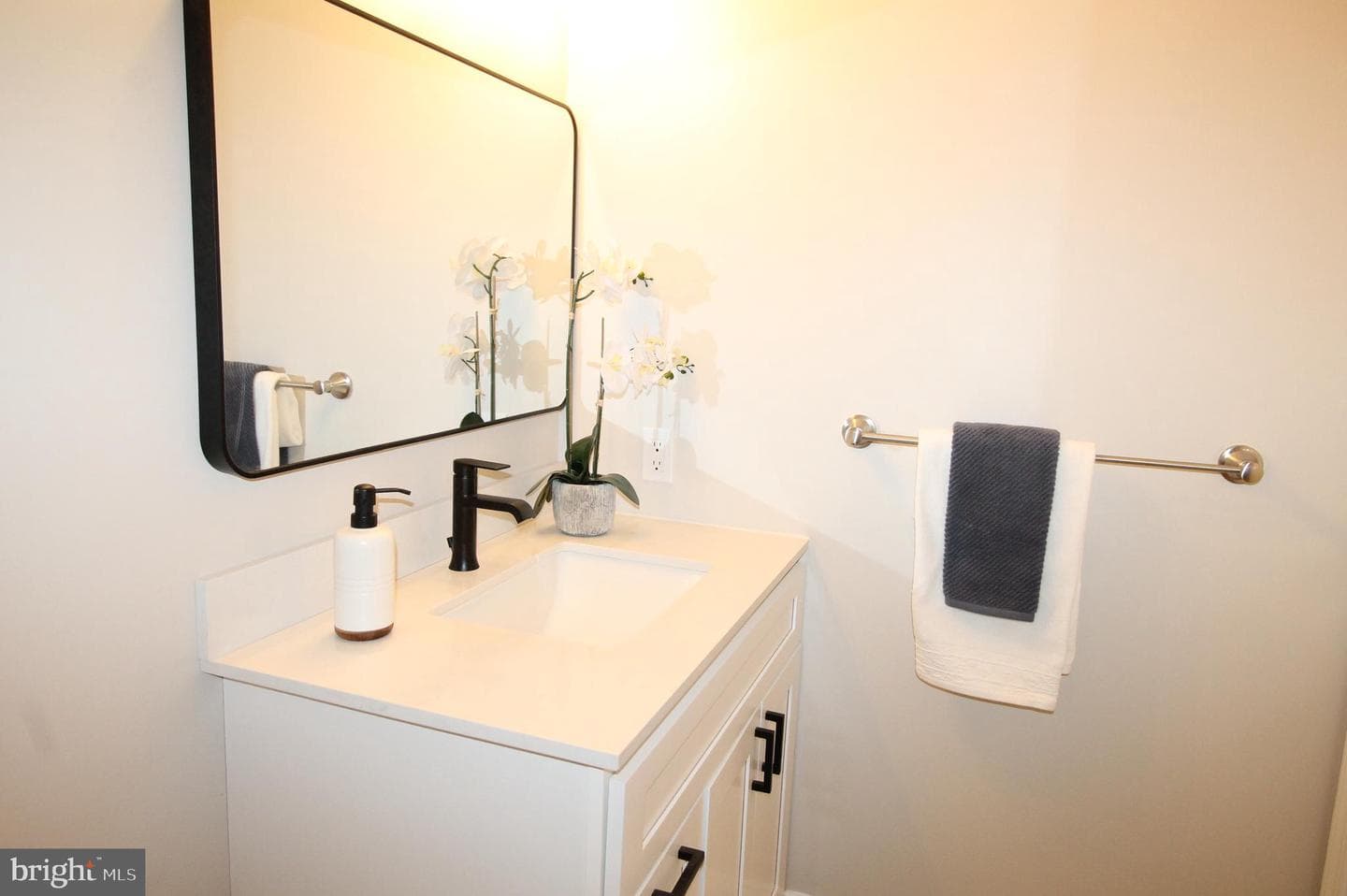 65 E Jonathan Court #65 photo 27