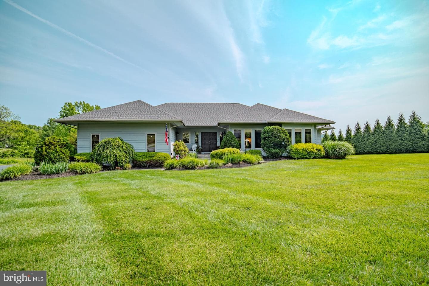 105 Mill Top Drive photo 1