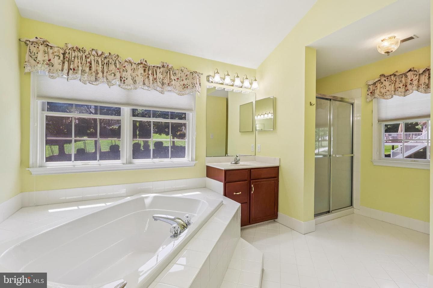 249 Weatherhill Drive photo 24
