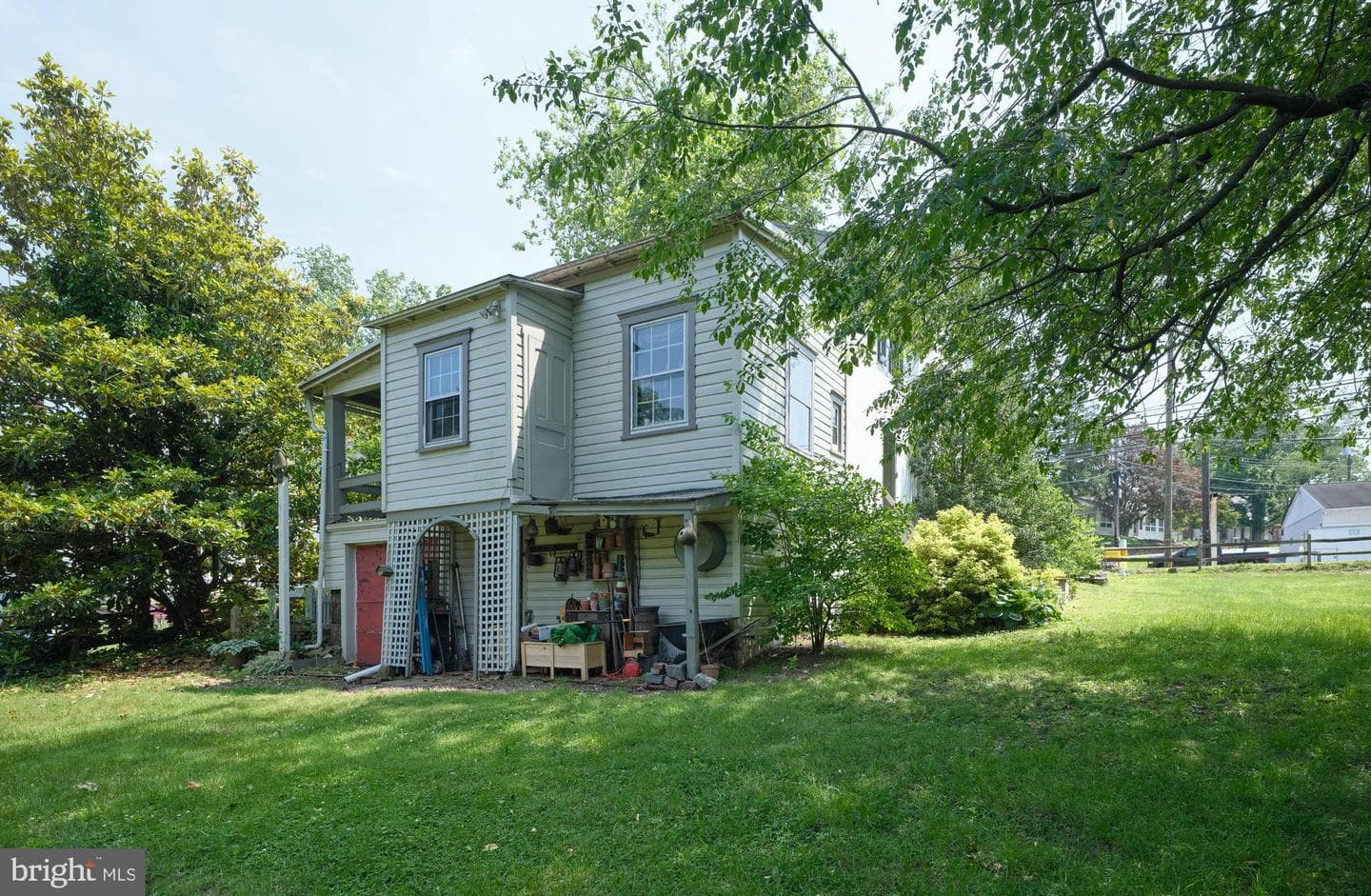 993 E Schuylkill Road photo 18