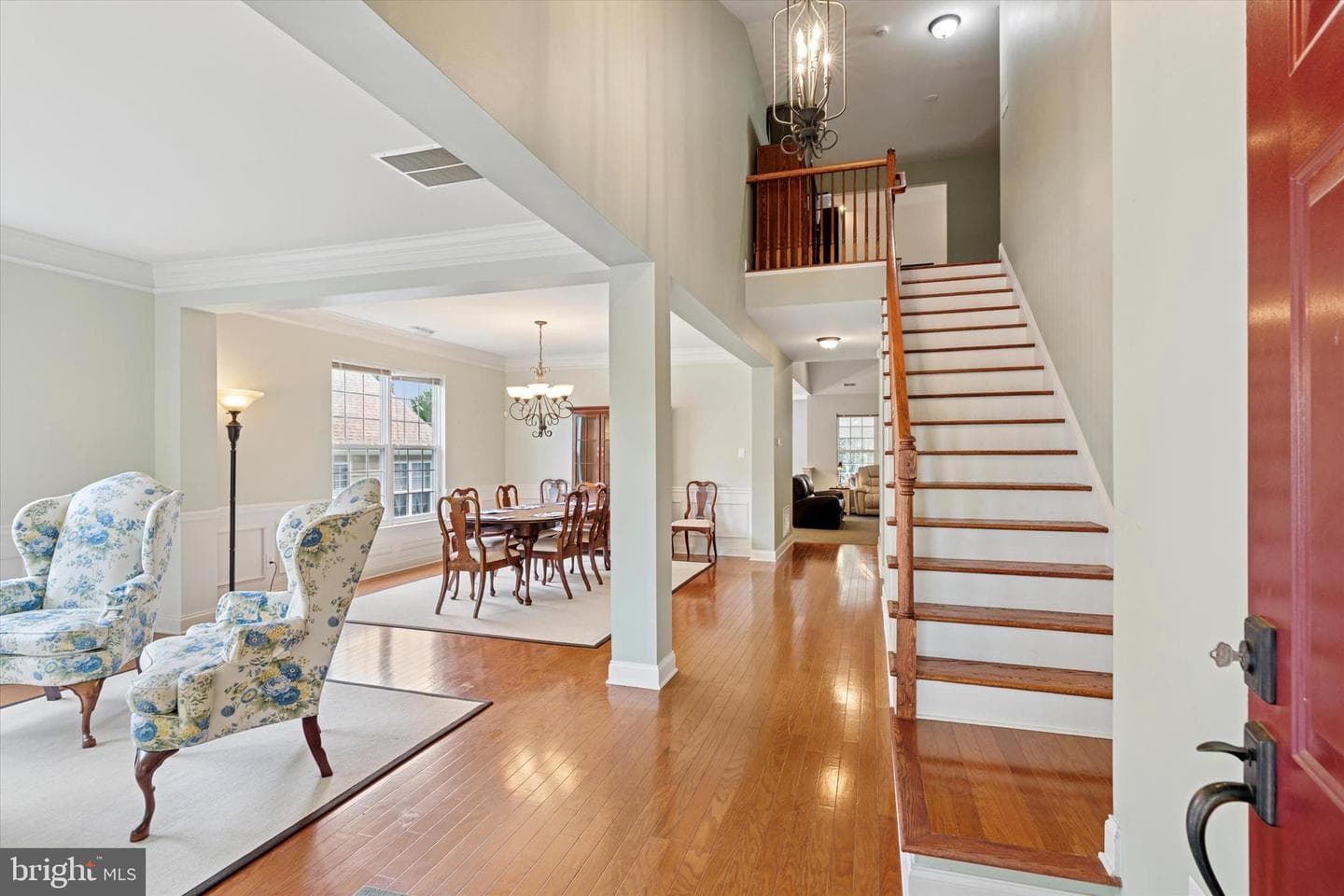 304 Gilmer Rd photo 3