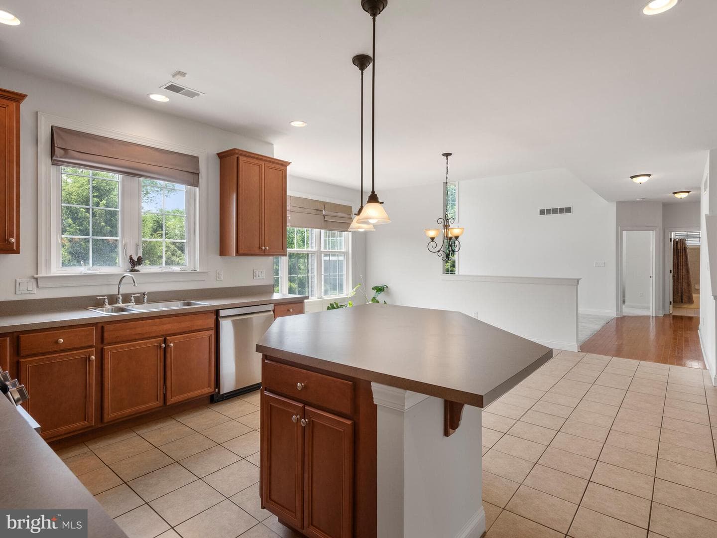 125 Candlewyck Drive photo 18