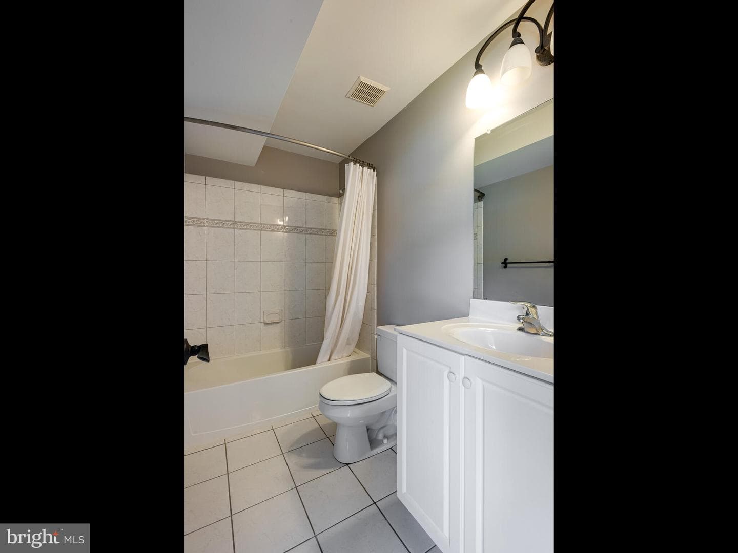 125 Candlewyck Drive photo 35