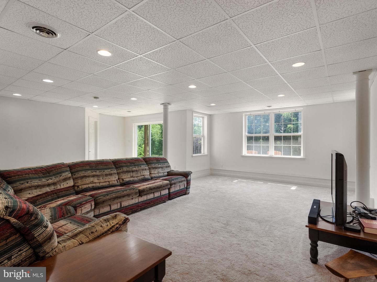 125 Candlewyck Drive photo 38