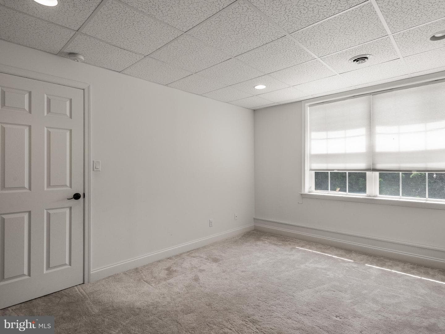 125 Candlewyck Drive photo 40
