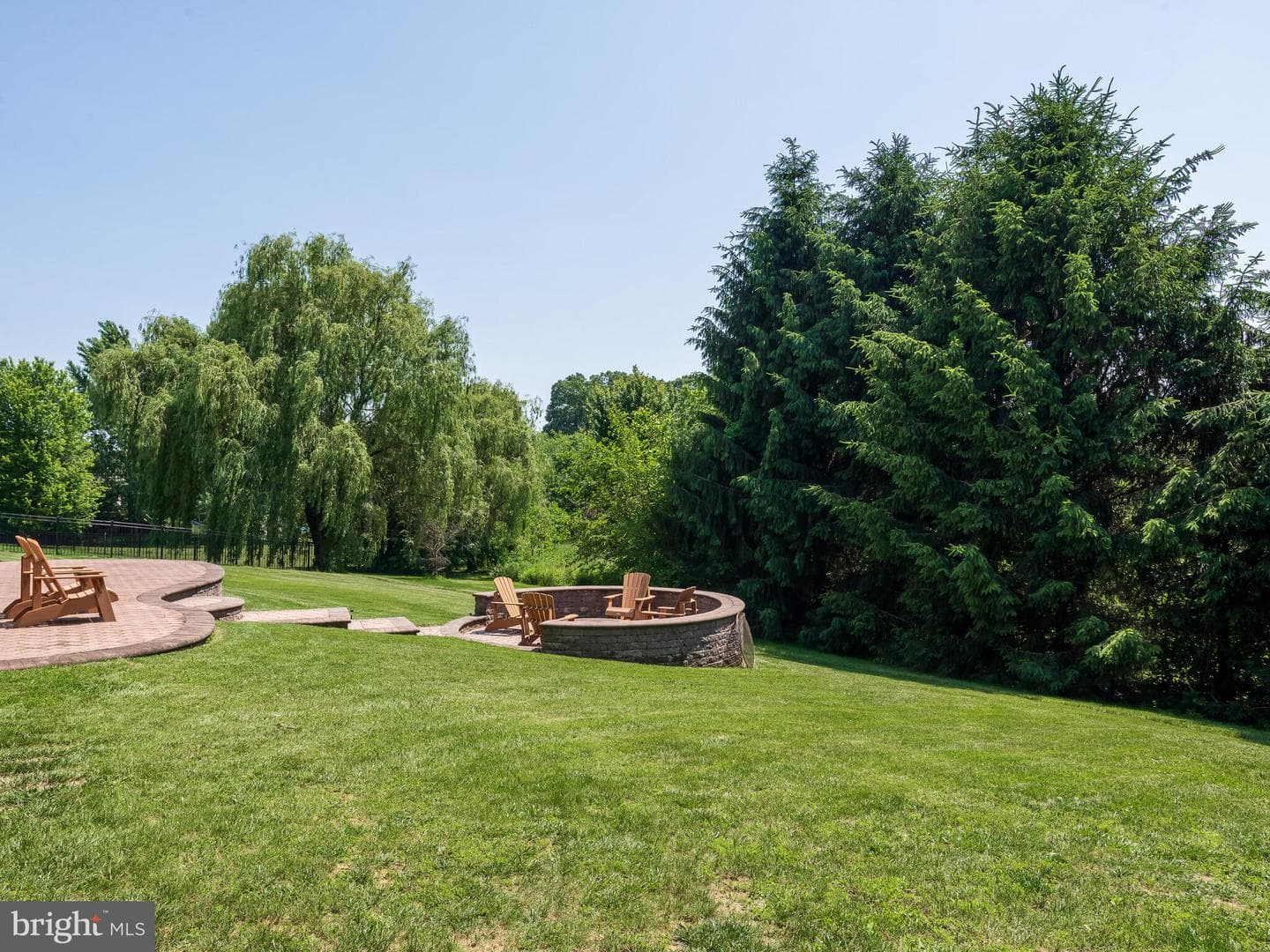 125 Candlewyck Drive photo 43