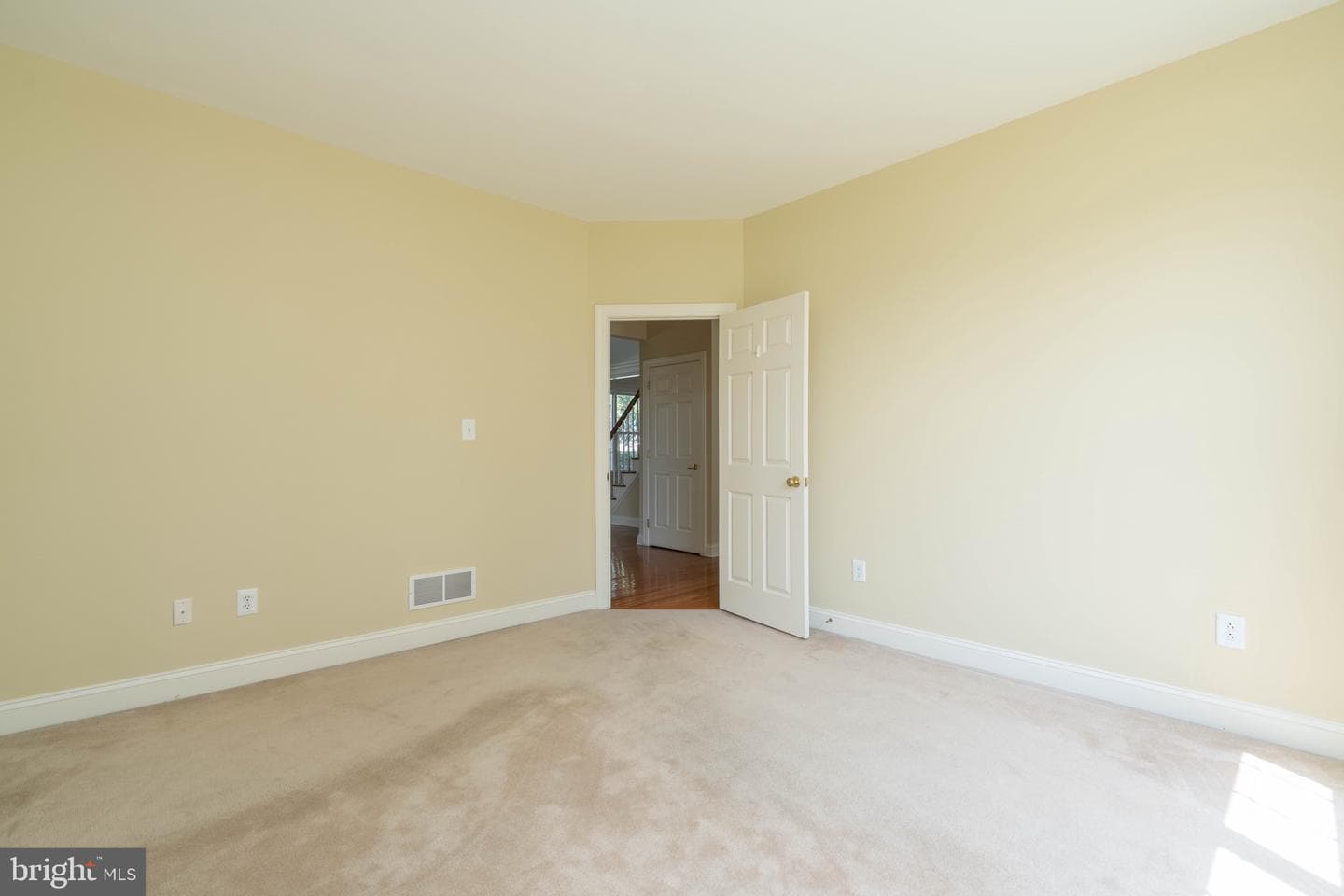 222 Honey Locust Drive photo 25