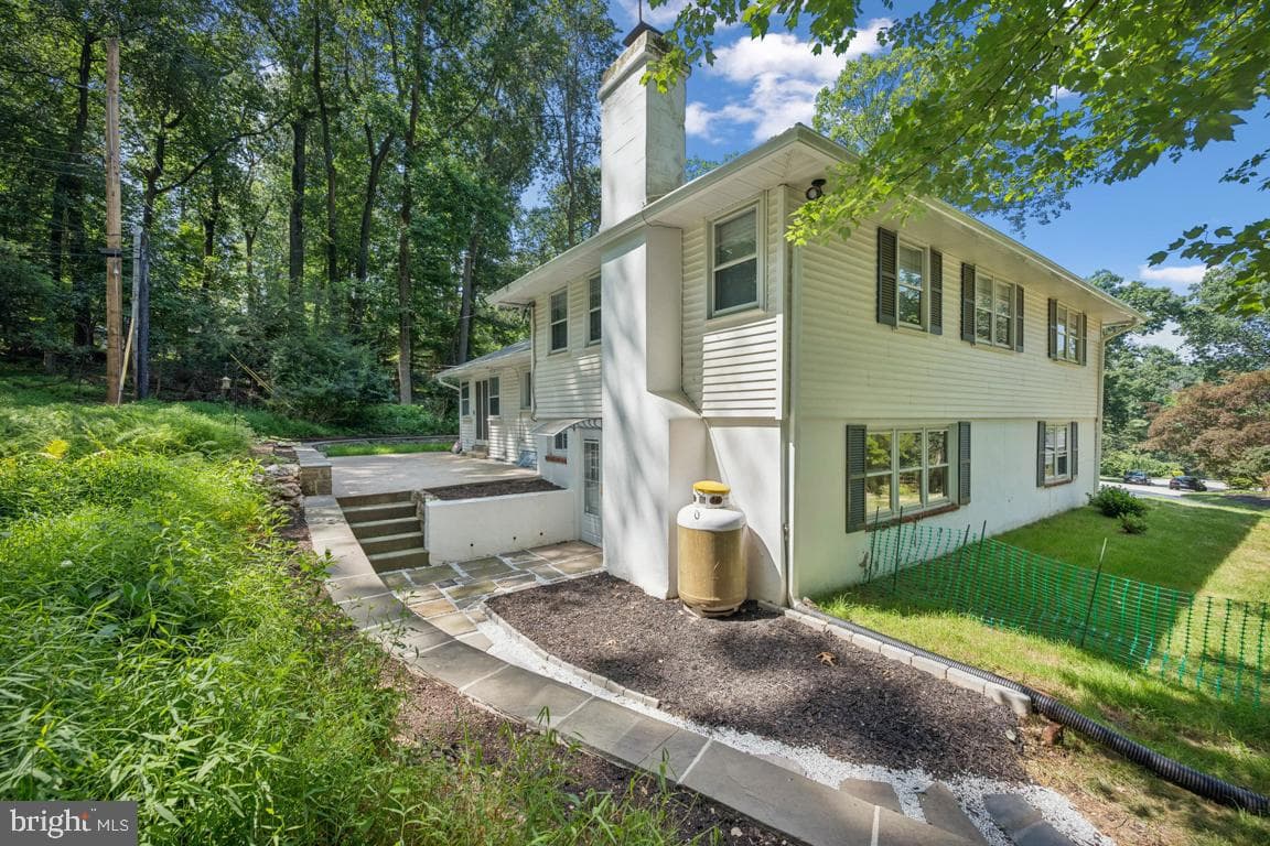551 Barton Lane photo 23