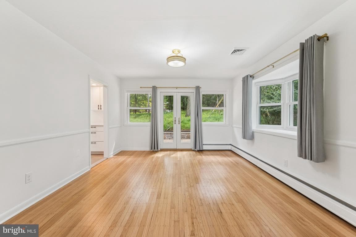 551 Barton Lane photo 9